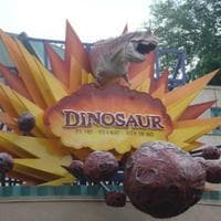 Dinosaur (Disney's Animal Kingdom) tipo de personalidade mbti image