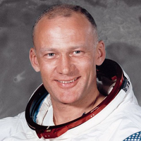 Buzz Aldrin tipe kepribadian MBTI image