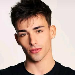 profile_Alex Mandon Rey