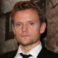 Marc Warren type de personnalité MBTI image