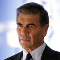 profile_Arthur Petrelli