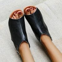 profile_Open toe shoes