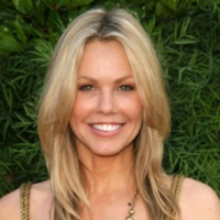 profile_Andrea Roth