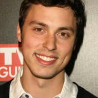 John Francis Daley mbtiパーソナリティタイプ image