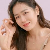 Son Ye-jin mbti kişilik türü image