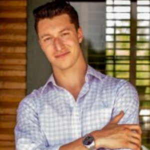 profile_Grant Larsen