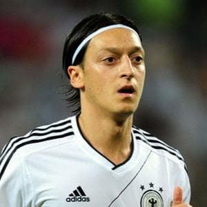 Mesut Özil MBTI 성격 유형 image