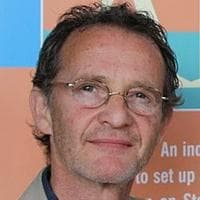 Anton Lesser tipo de personalidade mbti image