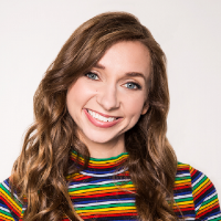 Lauren Lapkus mbtiパーソナリティタイプ image