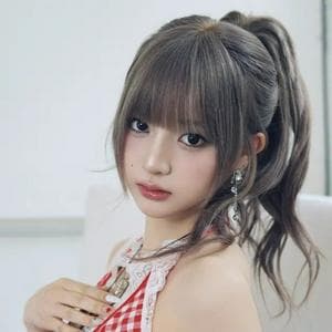 profile_Kwak Yeonji (tripleS)