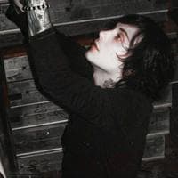 profile_Frank Iero