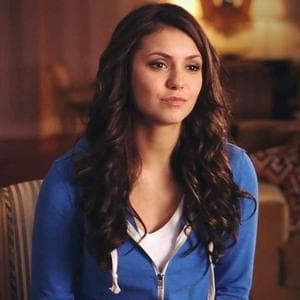 profile_Nina Dobrev