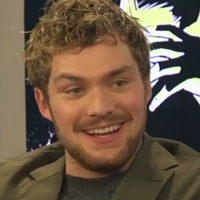 Finn Jones mbti kişilik türü image