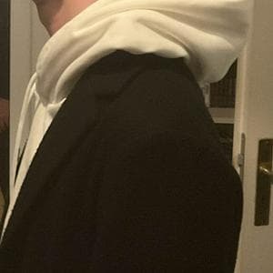 profile_Hoodie with coat