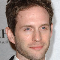 Glenn Howerton نوع شخصية MBTI image