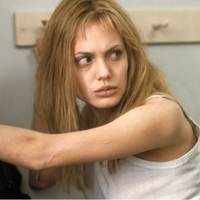 profile_Lisa Rowe