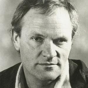 profile_Julian Glover