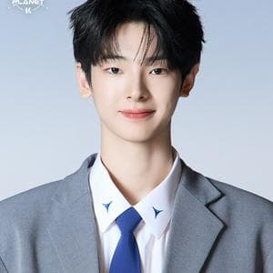 profile_Kang Woojin