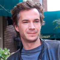 James D'Arcy mbtiパーソナリティタイプ image