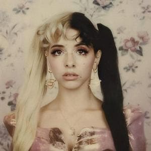 profile_Melanie Martinez