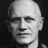 Steven Berkoff MBTI性格类型 image