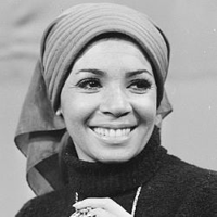 Shirley Bassey type de personnalité MBTI image