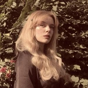 profile_Brystal Lynn Evergreen (Fairy godmother - young version)