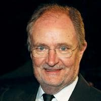 Jim Broadbent mbtiパーソナリティタイプ image