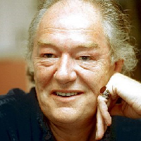 Michael Gambon type de personnalité MBTI image