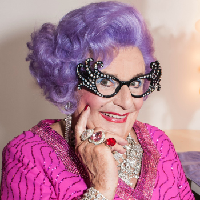 Dame Edna Everage type de personnalité MBTI image