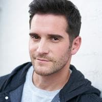 profile_Nick Apostolides