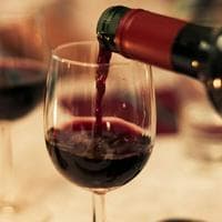 Red Wine тип личности MBTI image