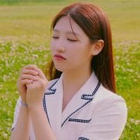 Seoyeon (CSR) tipo de personalidade mbti image