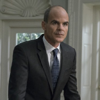 Doug Stamper тип личности MBTI image