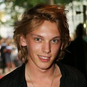 profile_Jamie Campbell-Bower