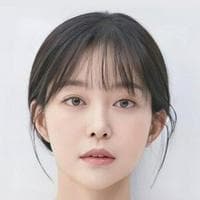 Kim Ga-Eun mbtiパーソナリティタイプ image