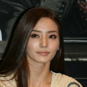 profile_Han Chae-young