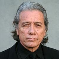 Edward James Olmos tipo di personalità MBTI image