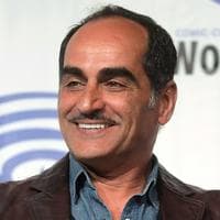 Navid Negahban mbti kişilik türü image