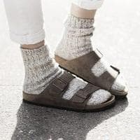 Socks With Sandals тип личности MBTI image