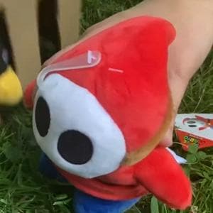 profile_Shy Guy