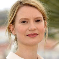 Mia Wasikowska mbti kişilik türü image