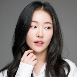 Song Ji-Woo tipo de personalidade mbti image