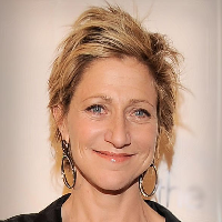 Edie Falco mbtiパーソナリティタイプ image