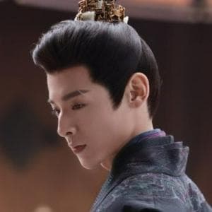 profile_He Ru Fei