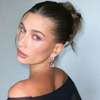 Hailey Bieber typ osobowości MBTI image