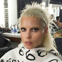 Yolandi Visser type de personnalité MBTI image