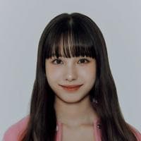 profile_Mila (Universe Ticket)