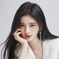 Ju Jingyi mbtiパーソナリティタイプ image