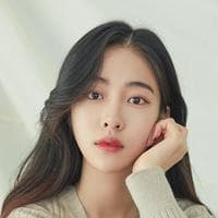 Song Ji-Woo tipo de personalidade mbti image